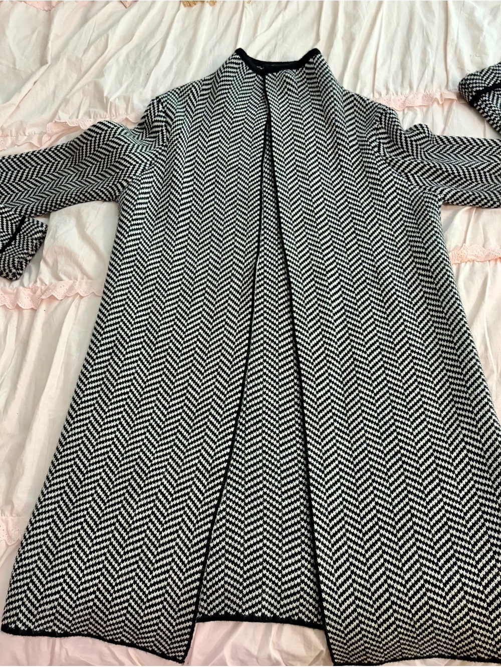 Chevron Open-Front Casual Coat - Black & White